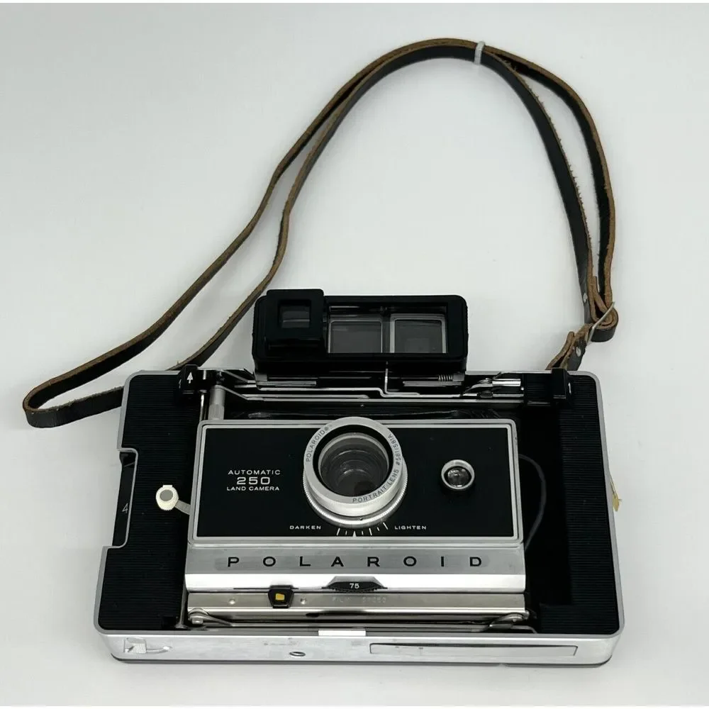 Vintage Polaroid Automatic 250 Instant Film Land Camera w Zeiss Viewfinder‎